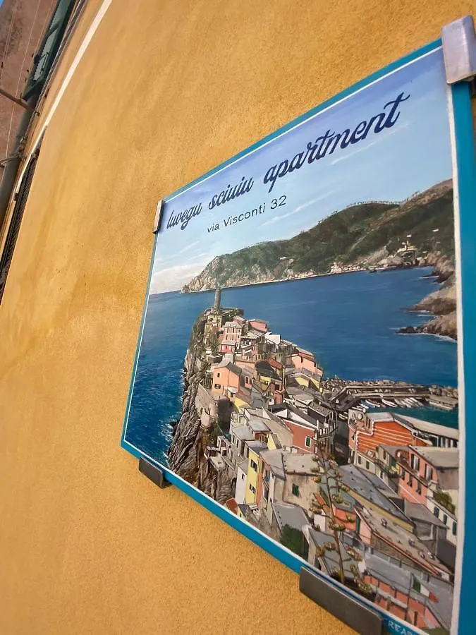 Guest house Luvegu Sciuiu Apartment Vernazza Italy